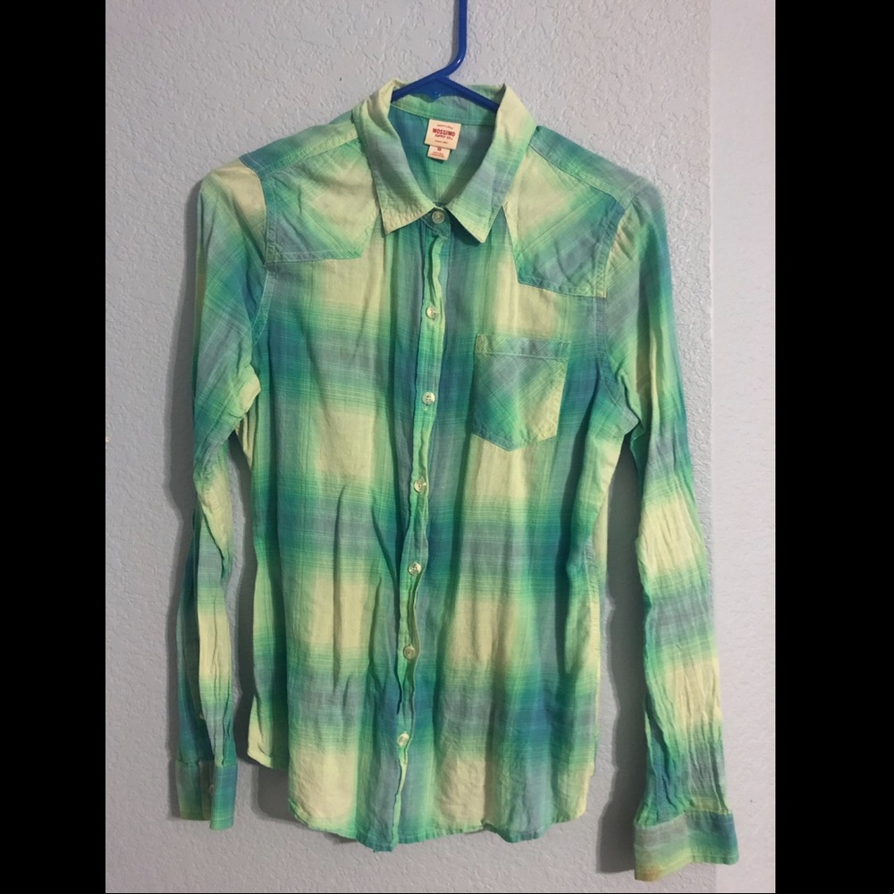 Long Sleeve Plaid Button Up